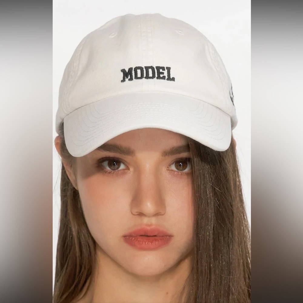 🤍 SMFK • Model White Baseball Hat w navy embroidery - Picture 7 of 14